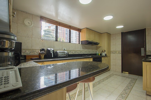 Apartamento en venta en Los Rosales, Bogotá · foto 12 de 22