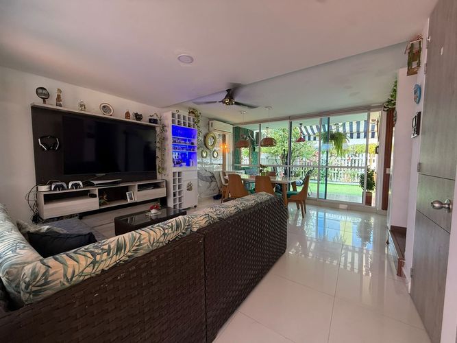 Casa de 3 alcobas en venta en Ricaurte, 120 m² · foto 2 de 24