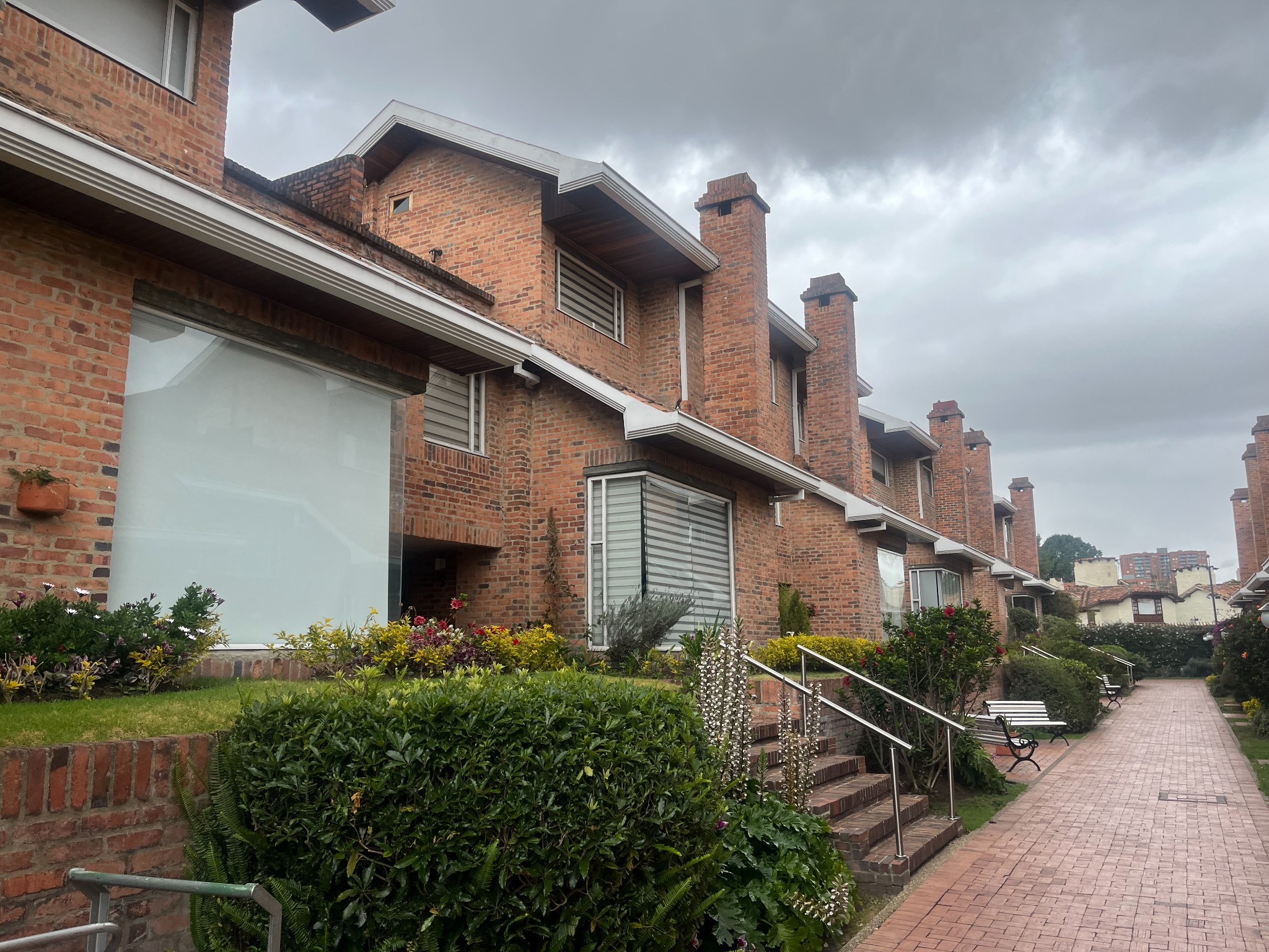 Casa en venta en Gratamira, Bogotá · foto 2 de 16
