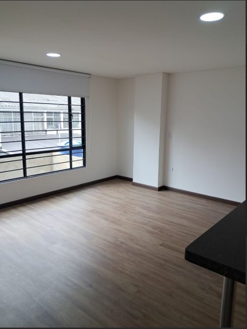 Apartaestudio en venta en Belalcazar, Bogotá, 27 m² · foto 3 de 10