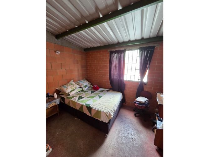 Casa de 2 alcobas en venta en Compartir Sector I, Soacha, 52 m² · foto 10 de 20
