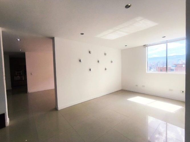 Apartamento de 4 alcobas en arriendo en Otraparte, Envigado, 190 m² · foto 5 de 22