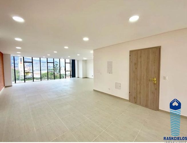 Local en venta en Las Acacias, Medellín, 137 m² · foto 5 de 9