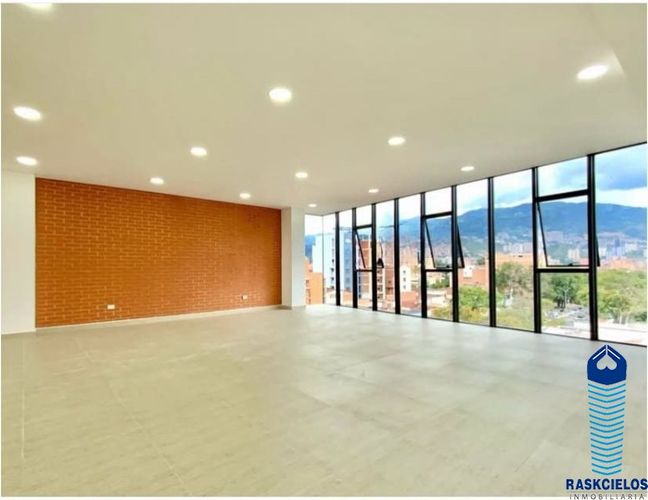 Local en venta en Las Acacias, Medellín, 137 m² · foto 6 de 9