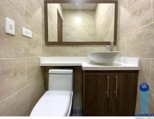 Local en venta en Las Acacias, Medellín, 137 m² · foto 9 de 9