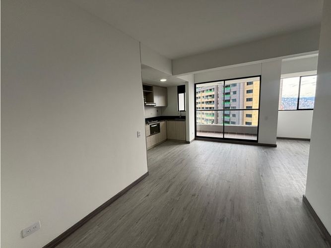 Apartamento de 2 alcobas en venta en Las Palmas, Medellín, 67 m² · foto 2 de 10