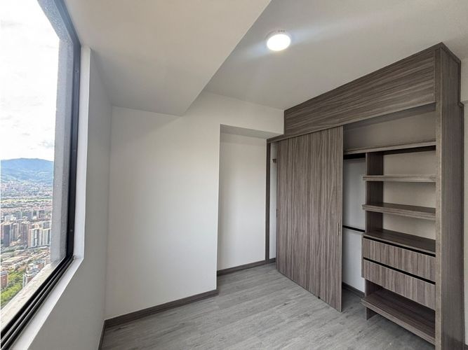 Apartamento de 2 alcobas en venta en Las Palmas, Medellín, 67 m² · foto 6 de 10
