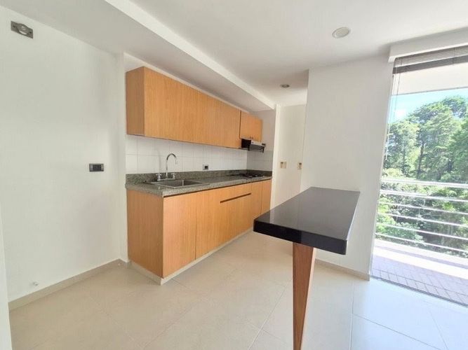 Apartaestudio en venta en El Tesoro, Medellín, 56 m² · foto 6 de 13