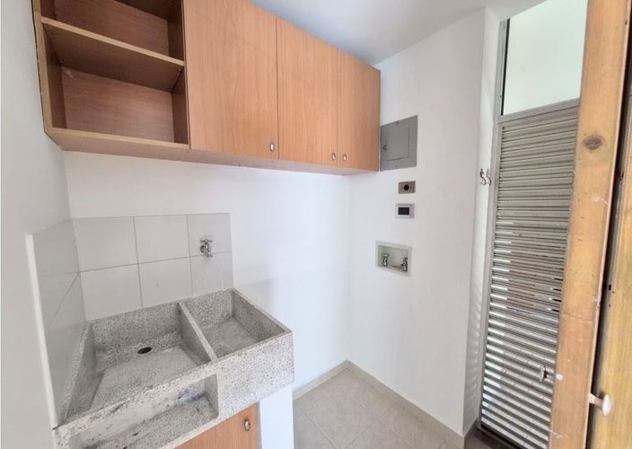 Apartaestudio en venta en El Tesoro, Medellín, 56 m² · foto 10 de 13