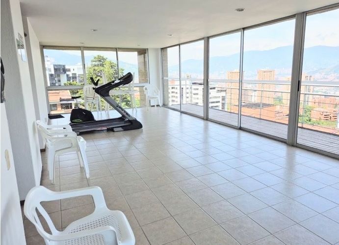 Apartaestudio en venta en El Tesoro, Medellín, 56 m² · foto 7 de 13