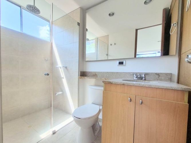 Apartaestudio en venta en El Tesoro, Medellín, 56 m² · foto 11 de 13