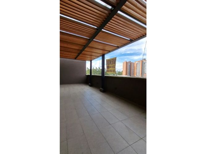 Apartamento de 2 alcobas en venta en Rionegro, 97 m² · foto 5 de 9