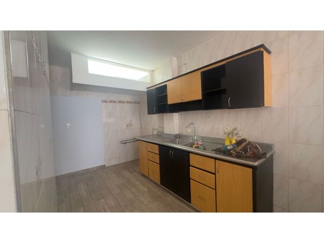 Casa de 4 alcobas en venta en Cr Villa Marano, Santa Marta, 230 m² · foto 4 de 22