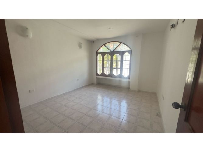 Casa de 4 alcobas en venta en Cr Villa Marano, Santa Marta, 230 m² · foto 8 de 22