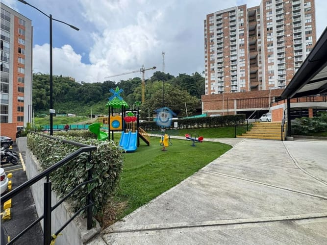 Apartamento de 2 alcobas en venta en Barajas, Pereira, 47 m² · foto 5 de 12