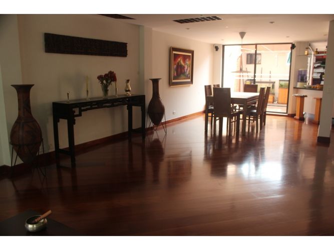 Casa en venta en Santa Barbara Central, Bogotá · foto 3 de 23