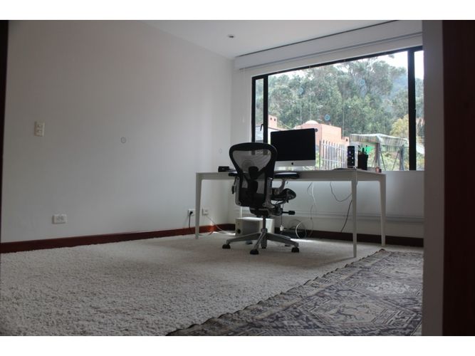 Casa en venta en Santa Barbara Central, Bogotá · foto 14 de 23