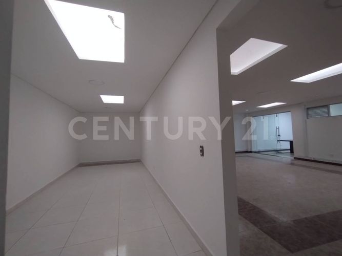 Apartamento de 5 alcobas en venta en La Magdalena, Bogotá, 200 m² · foto 14 de 24