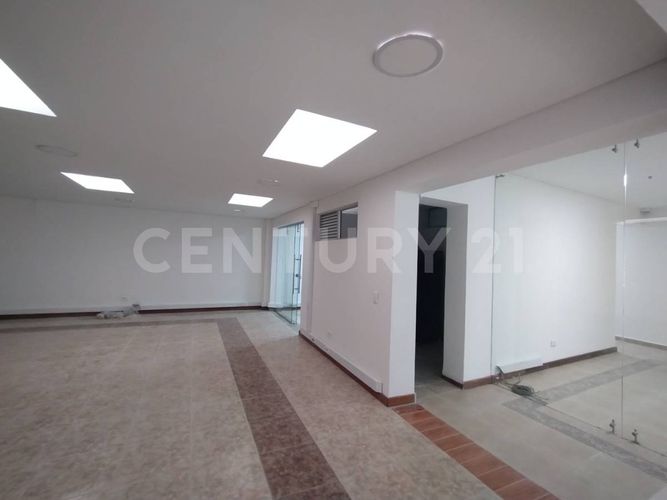 Apartamento de 5 alcobas en venta en La Magdalena, Bogotá, 200 m² · foto 18 de 24