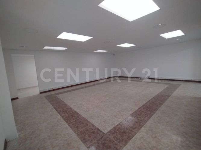 Apartamento de 5 alcobas en venta en La Magdalena, Bogotá, 200 m² · foto 19 de 24