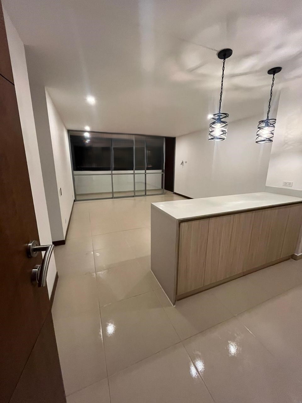 Apartamento en Arriendo en Loma de los Gonzalez, Medellín