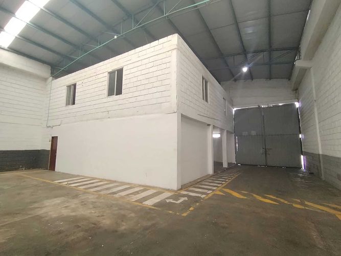 Bodega en arriendo en Ternera, Cartagena, 820 m² · foto 4 de 7