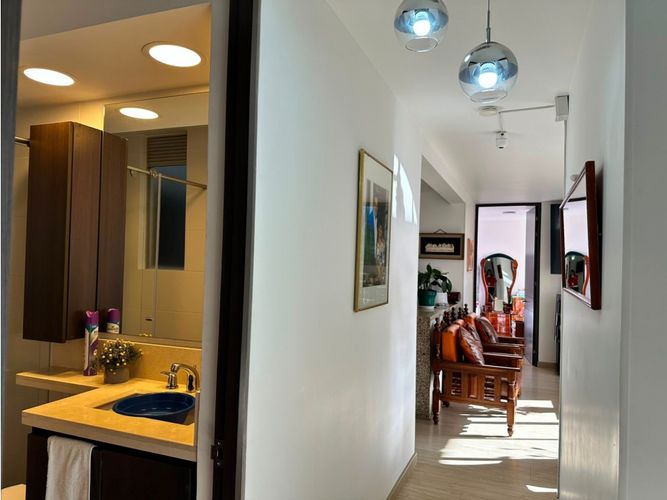Apartamento de 3 alcobas en venta en La Estancia, Madrid, 63 m² · foto 4 de 24