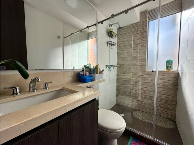 Apartamento de 3 alcobas en venta en La Estancia, Madrid, 63 m² · foto 16 de 24