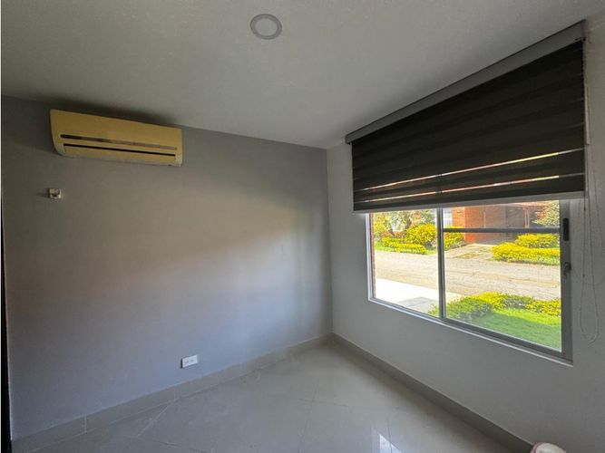 Casa de 5 alcobas en venta en El Castillo, Jamundí, 340 m² · foto 15 de 24