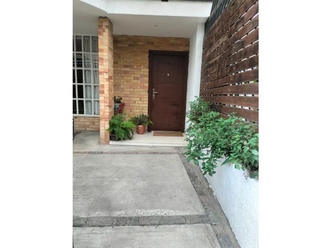 Casa de 3 alcobas en venta en Pueblo Viejo, Cota, 225 m² · foto 3 de 24