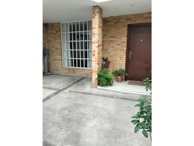 Casa de 3 alcobas en venta en Pueblo Viejo, Cota, 225 m² · foto 4 de 24