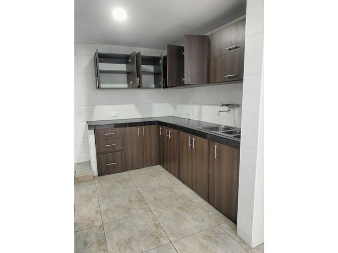 Casa de 3 alcobas en venta en Pueblo Viejo, Cota, 225 m² · foto 11 de 24