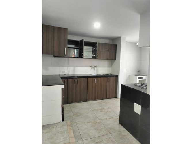 Casa de 3 alcobas en venta en Pueblo Viejo, Cota, 225 m² · foto 12 de 24