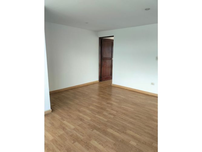 Casa de 3 alcobas en venta en Pueblo Viejo, Cota, 225 m² · foto 23 de 24