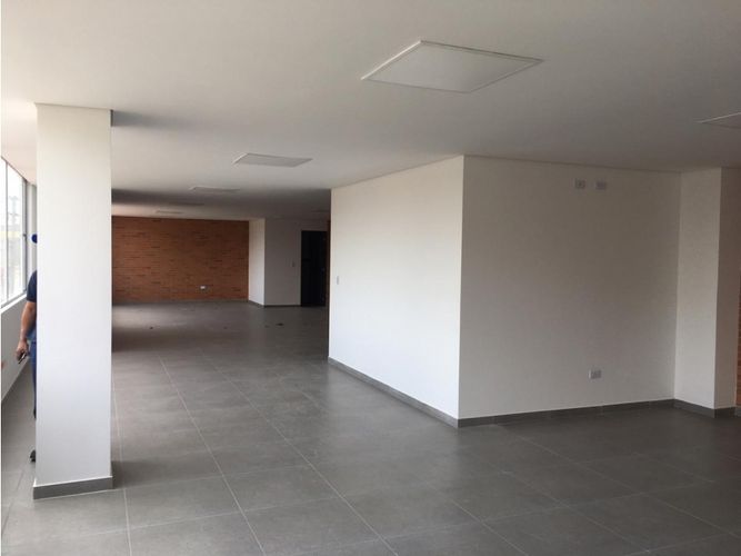 Bodega en arriendo en Cartagenita, Mosquera, 1750 m² · foto 3 de 13