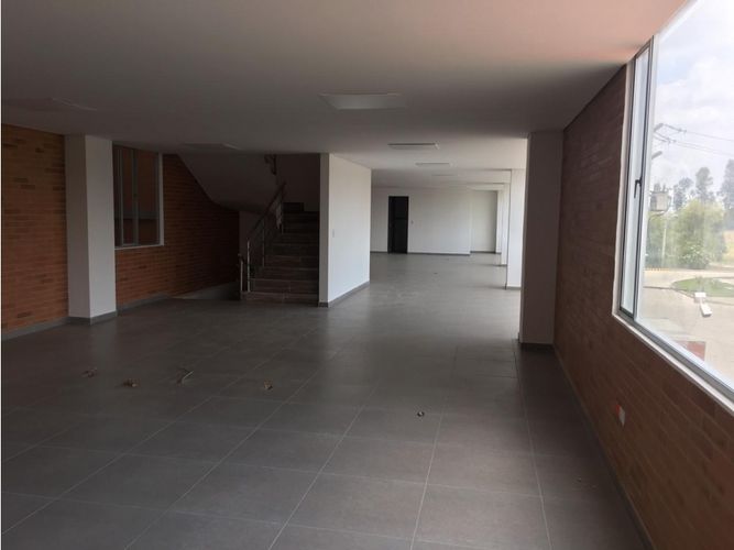 Bodega en arriendo en Cartagenita, Mosquera, 1750 m² · foto 6 de 13