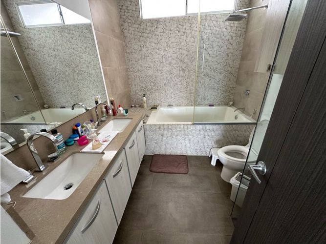 Apartamento de 4 alcobas en venta en Buenavista, Barranquilla, 300 m² · foto 15 de 18