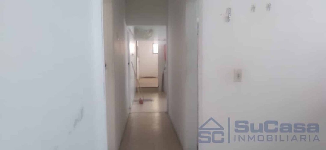 Casa de 7 alcobas en arriendo en El Bosque, Cartagena, 209 m² · foto 3 de 9