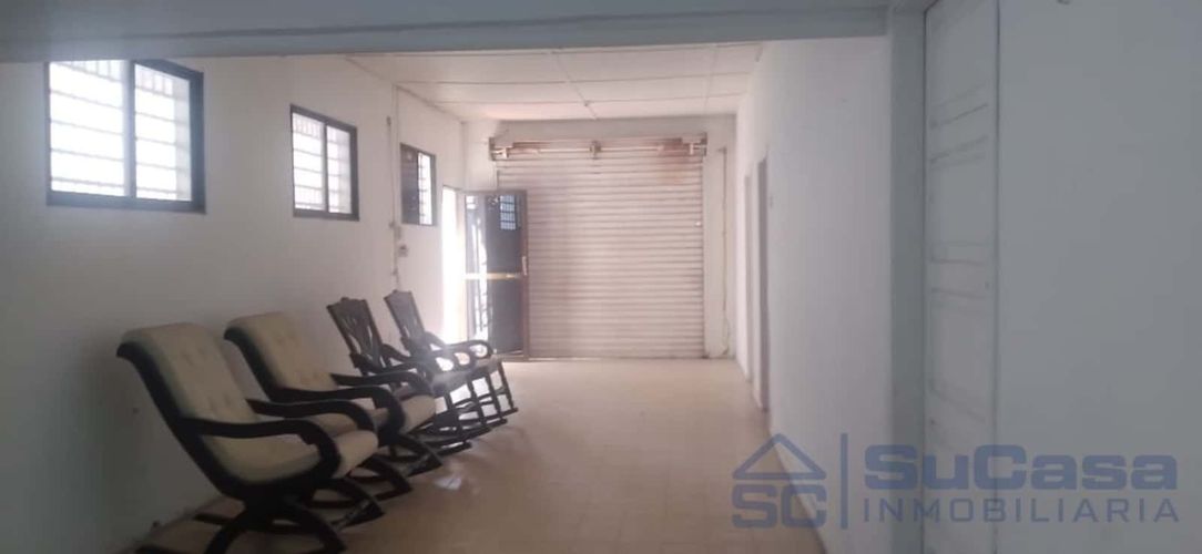 Casa de 7 alcobas en arriendo en El Bosque, Cartagena, 209 m² · foto 5 de 9