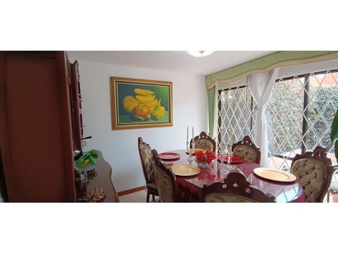 Casa de 4 alcobas en venta en Cota, 200 m² · foto 10 de 24