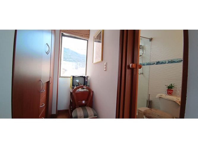 Casa de 4 alcobas en venta en Cota, 200 m² · foto 16 de 24