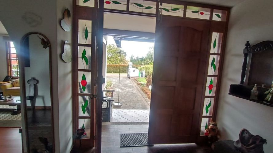 Casa de 6 alcobas en venta en La Balsa, Chía, 450 m² · foto 4 de 17
