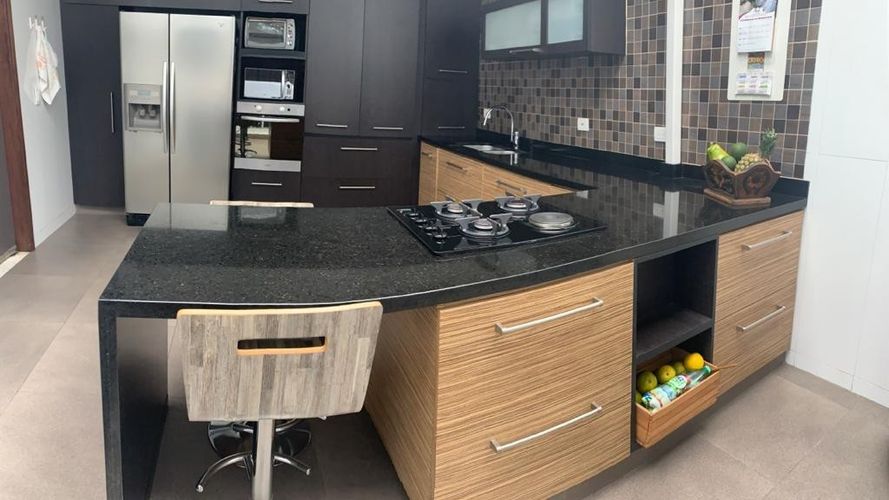 Casa de 5 alcobas en venta en El Velódromo, Medellín, 336 m² · foto 10 de 23