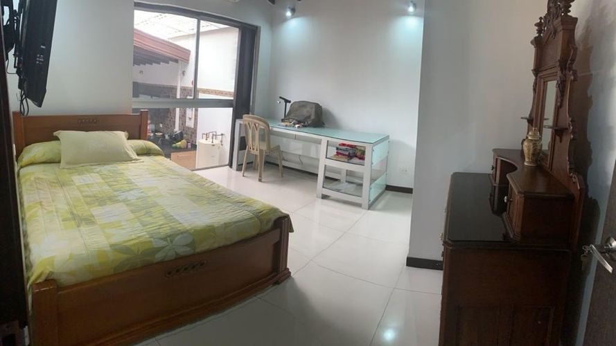 Casa de 5 alcobas en venta en El Velódromo, Medellín, 336 m² · foto 18 de 23