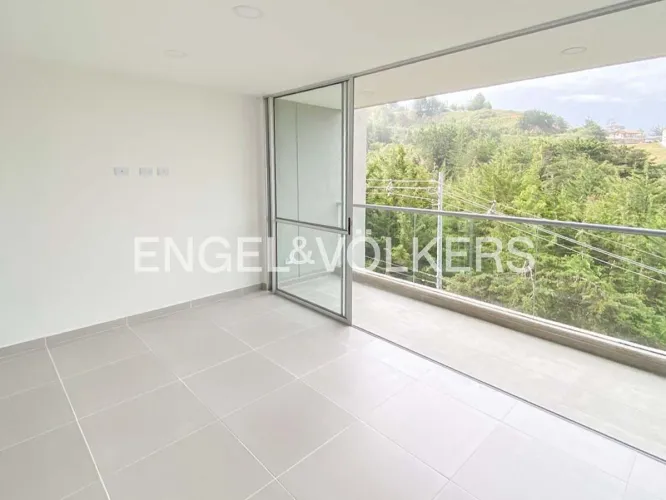 Apartamento de 2 alcobas en venta en La Ceja, 64 m² · foto 2 de 6
