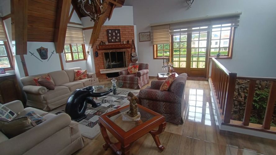 Casa de 6 alcobas en venta en La Balsa, Chía, 450 m² · foto 12 de 17