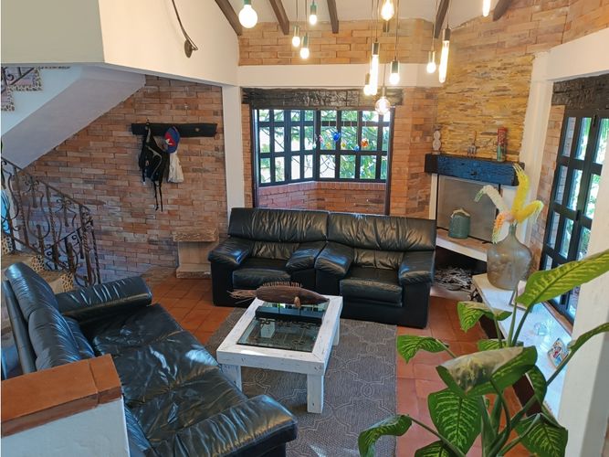 Casa de 3 alcobas en venta en Camino Verde, Envigado, 235 m² · foto 16 de 24