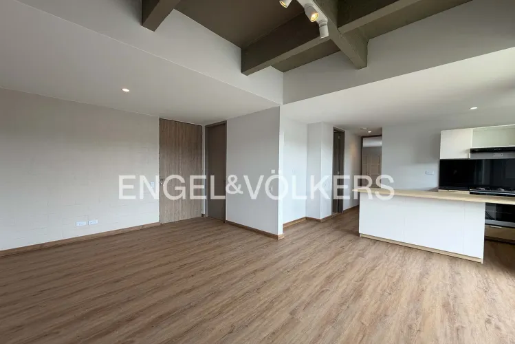 Apartamento de 2 alcobas en venta en La Ceja, 64 m² · foto 2 de 11