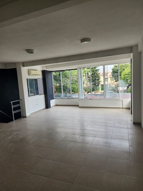 Local en arriendo en La Hacienda, Cali, 98 m² · foto 6 de 10