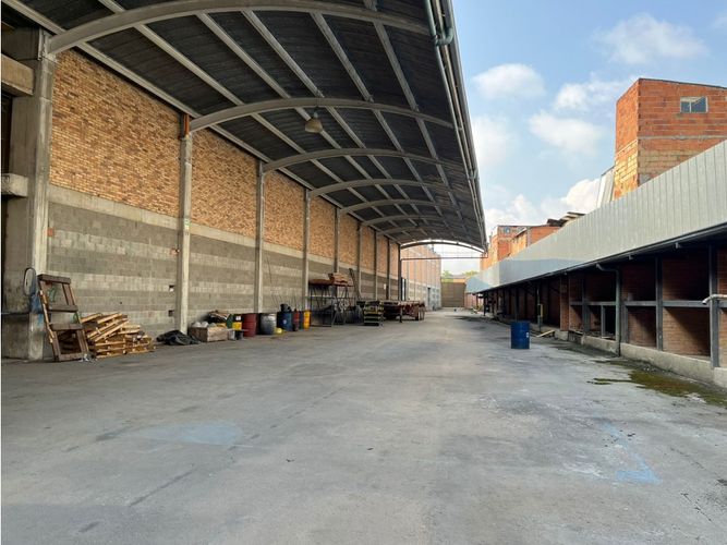 Bodega en arriendo en Cartagenita, Mosquera, 4370 m² · foto 6 de 11